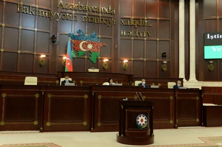 Milli Məclisdə Qurtuluş Günü qeyd olunub - VİDEO - ƏLAVƏ OLUNUB