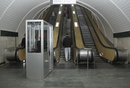 “28 May” metro stansiyasında növbəti eskalator əsaslı təmir ediləcək