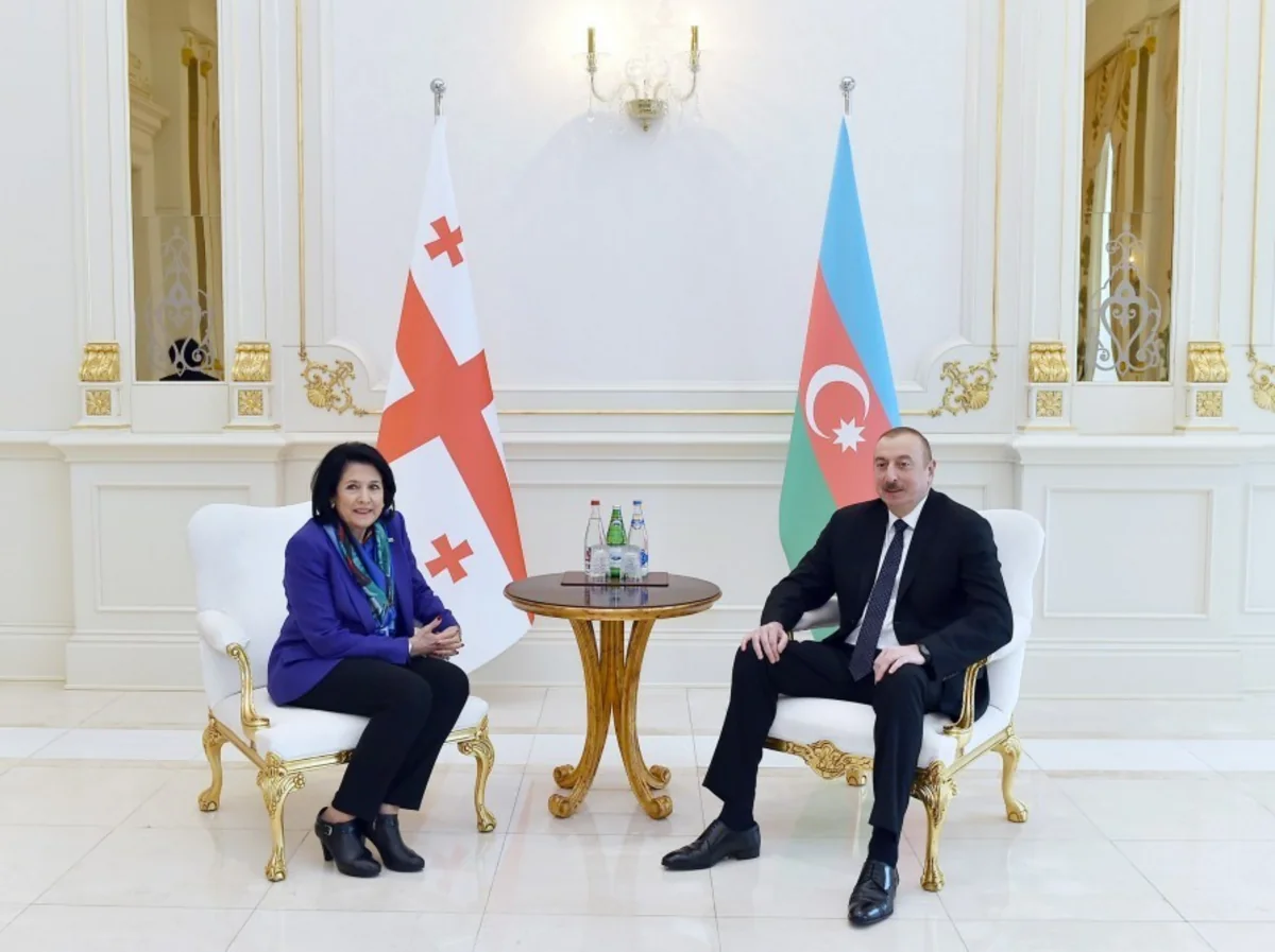 Azerbaijani, Georgian presidents hold one-on-one meeting