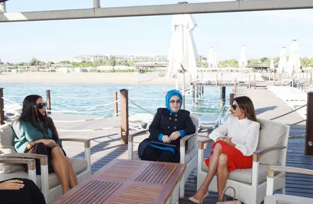 Antalyada Azərbaycanın və Türkiyənin birinci xanımlarının görüşü olub