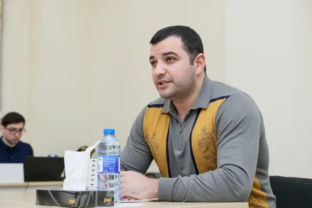 Anar Əliyev nazir qismində ilk dəfə vətəndaş qəbulu keçirib