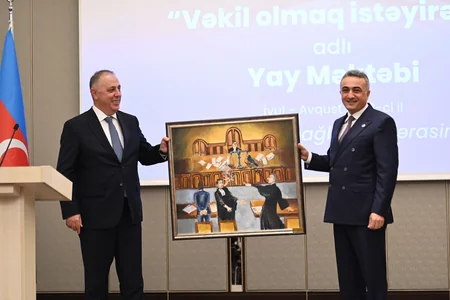 Vəkil olmaq istəyirəm adlı yay məktəbinin bağlanış mərasimi keçirilib