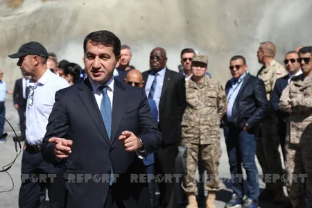 Foreign diplomats view works done on Ahmadbayli-Fuzuli-Shusha highway 