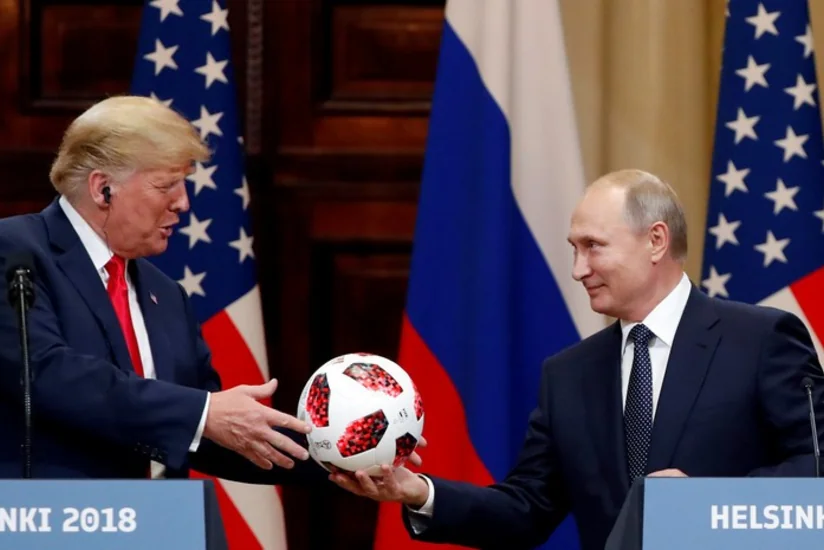 Trump's secret service checks Putin's soccer ball