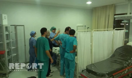 Lənkəranda toyda kütləvi dava nəticəsində 3 nəfər bıçaqlanıb - FOTO
