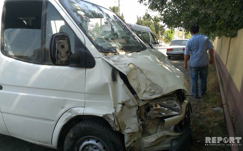 Göygöldə mikroavtobus qəzaya uğrayıb, 1 nəfər ölüb, 5 nəfər yaralanıb - SİYAHI