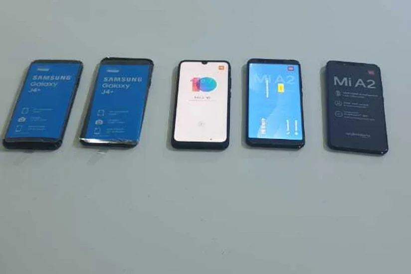 Gürcüstandan Azərbaycana 5 ədəd mobil telefonun qanunsuz gətirilməsinin qarşısı alınıb