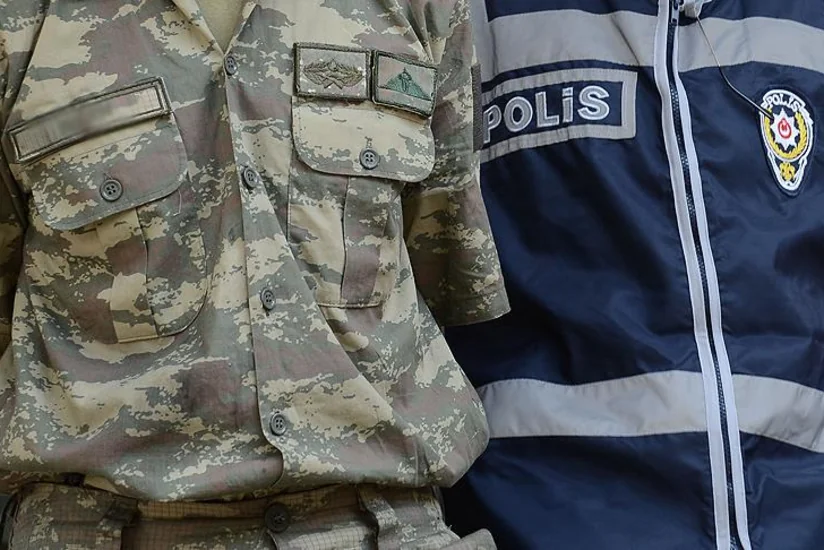 İstanbulda dövlət çevrilişinə cəhddə şübhəli bilinən daha 20 hərbçi həbs edilib