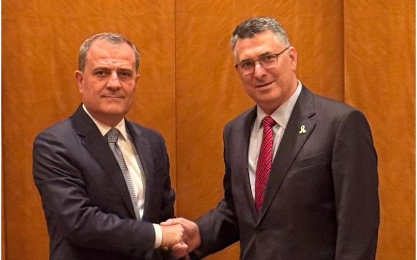 Bayramov, Saar in UAE mull development of bilateral ties, peace process in South Caucasus 