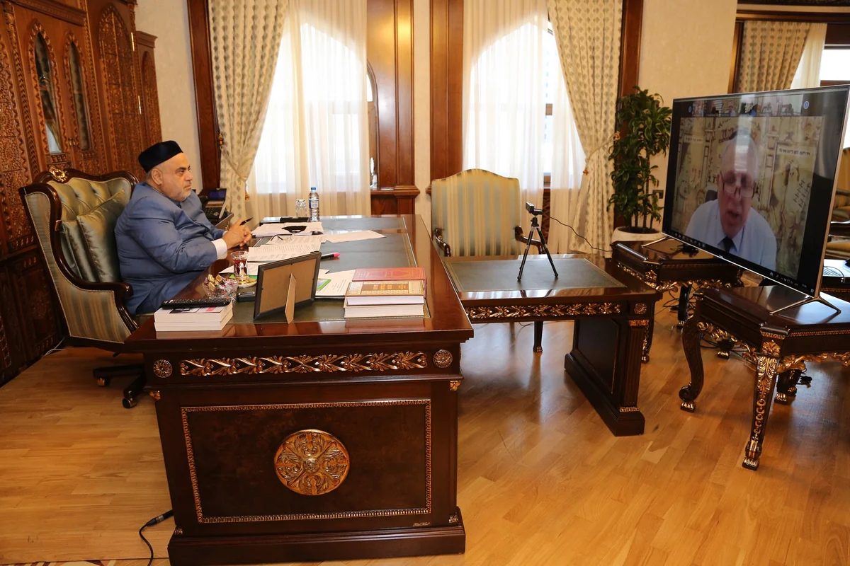 Allahşükür Paşazadə din xadimləri ilə videokonfrans formatında görüşüb