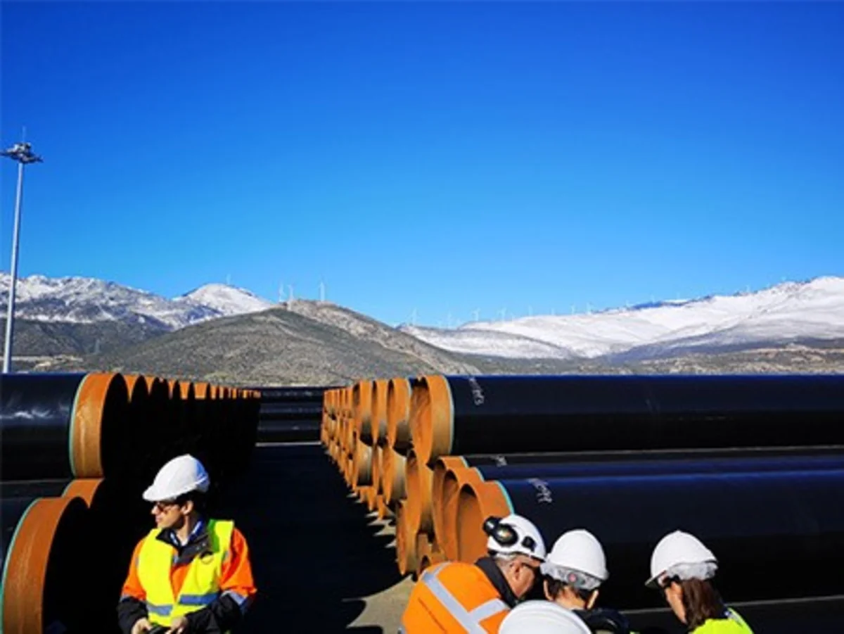 Произведена первая партия труб для поставок азербайджанского газа