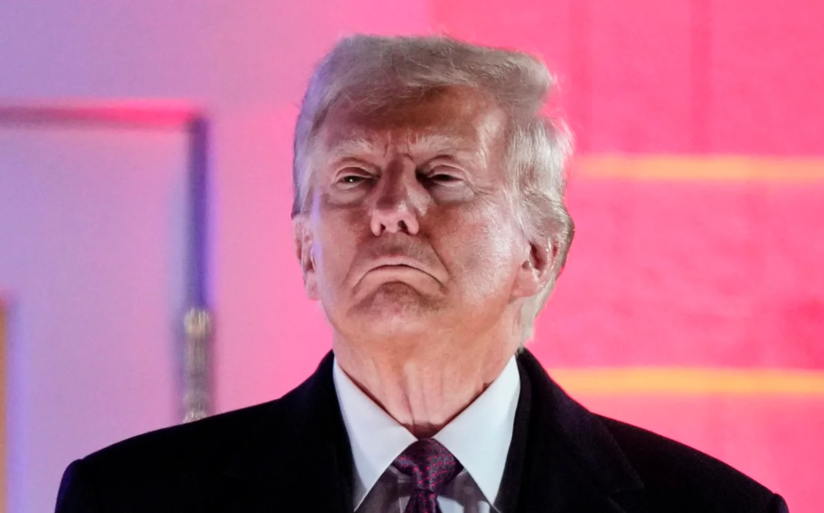 ABŞ Prezidenti: Ölkə daxili böhranla üzləşib