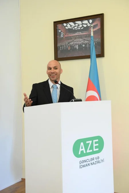 Fərid Qayıbov Avropa çempionatında uğur qazanmış cüdoçularla görüşüb