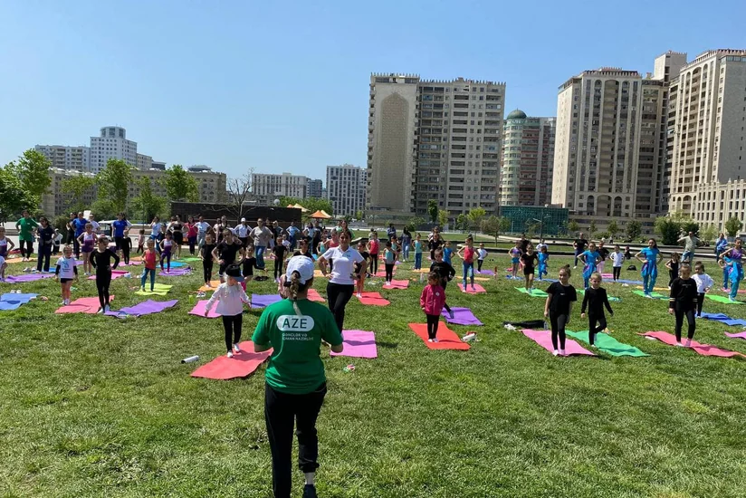 Bakı sakinləri üçün gimnastika məşğələləri təşkil edilib