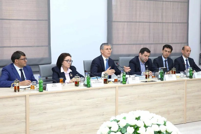Azərbaycan Həmkarlar İttifaqları Konfederasiyası Sosial Tədqiqatlar Mərkəzi ilə memorandum imzalayıb