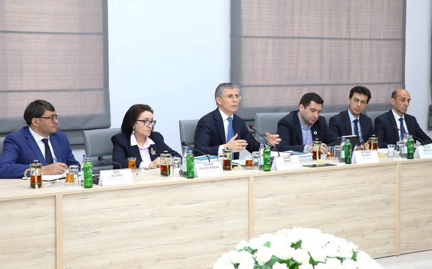 Azərbaycan Həmkarlar İttifaqları Konfederasiyası Sosial Tədqiqatlar Mərkəzi ilə memorandum imzalayıb