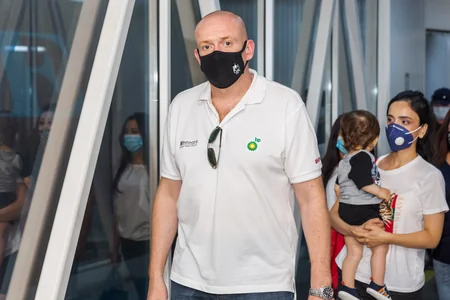 Daşkənddən 159 azərbaycanlı vətənə gətirildi