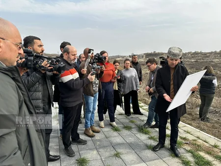 Foreign journalists visit Fuzuli and mosque in Mardinli