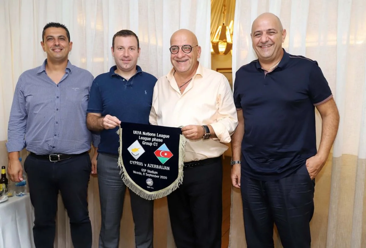 Elxan Məmmədov Kipr Futbol Assosiasiyasının prezidenti ilə görüşdü