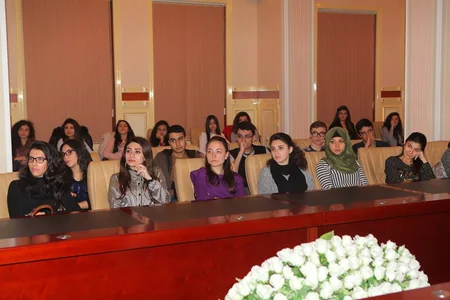 ATB Beynəlxalq Tələbələr Günü ilə bağlı silsilə tədbirlər keçirib