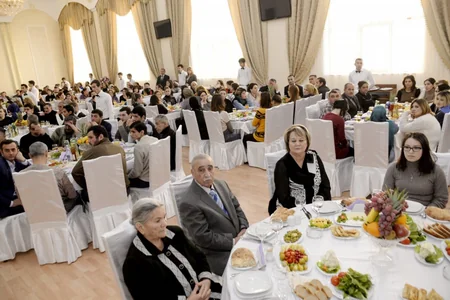 Heydər Əliyev Fondunun təşəbbüsü ilə 165 mindən çox aztəminatlı ailəyə bayram sovqatları verilir