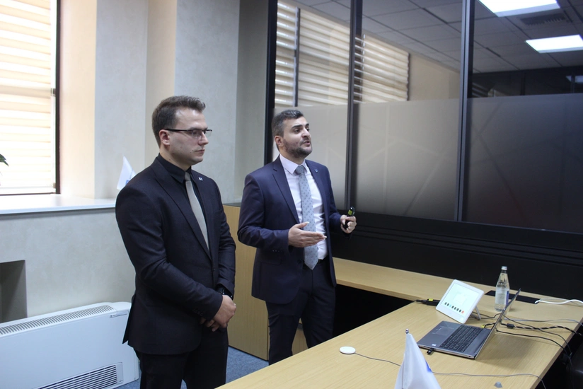 “AzInTelecom” media nümayəndələrinə bulud texnologiyaları haqqında təlim keçib