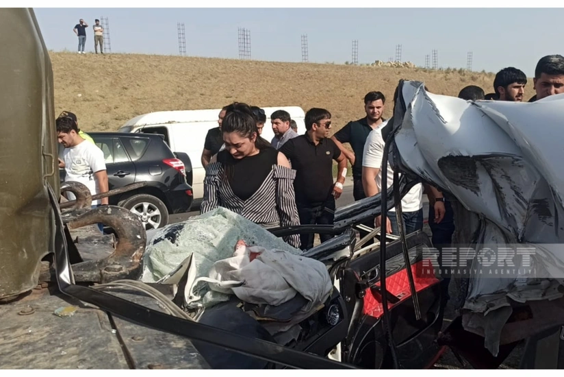 Abşeronda ağır yol qəzası olub, iki nəfər ölüb