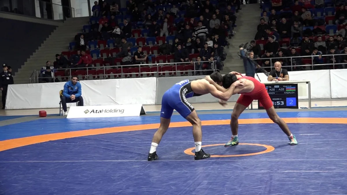 Азербайджанский борец вышел в финал Чемпионата Европы