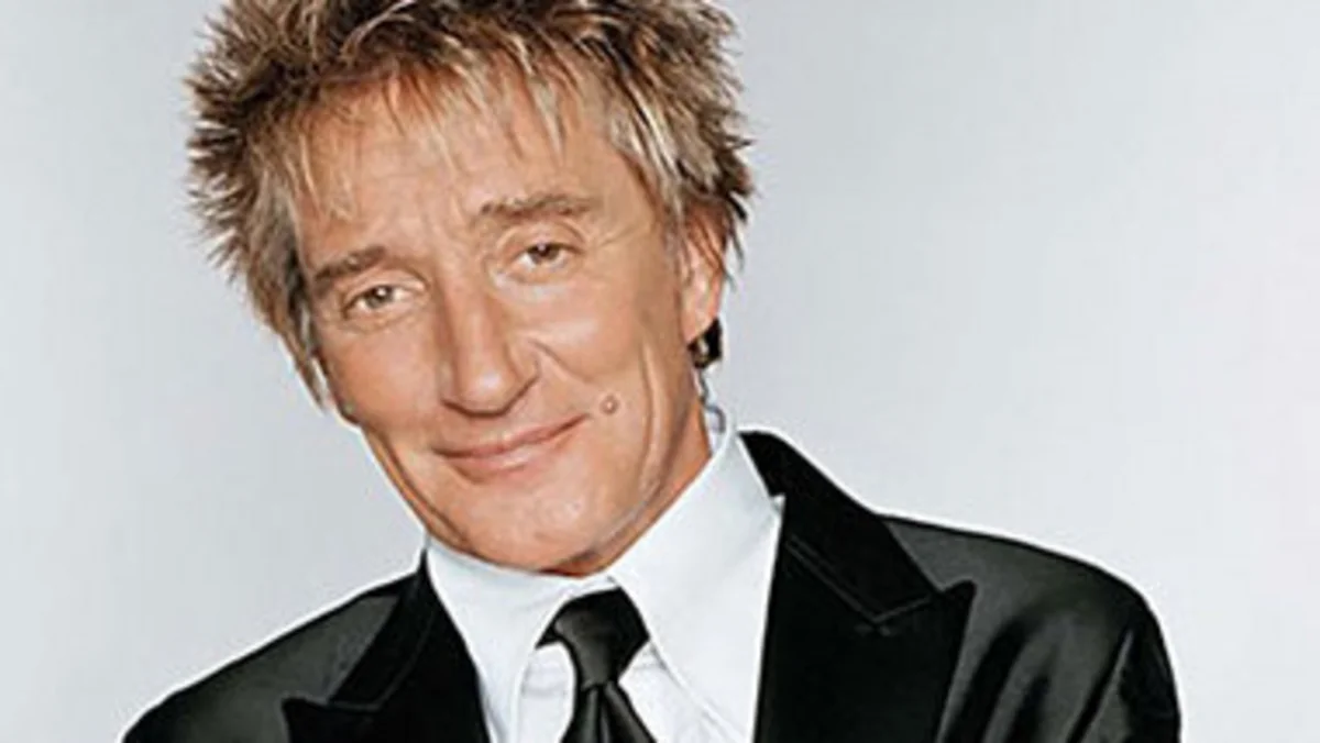 Британский певец Род Стюарт посвящен в рыцари