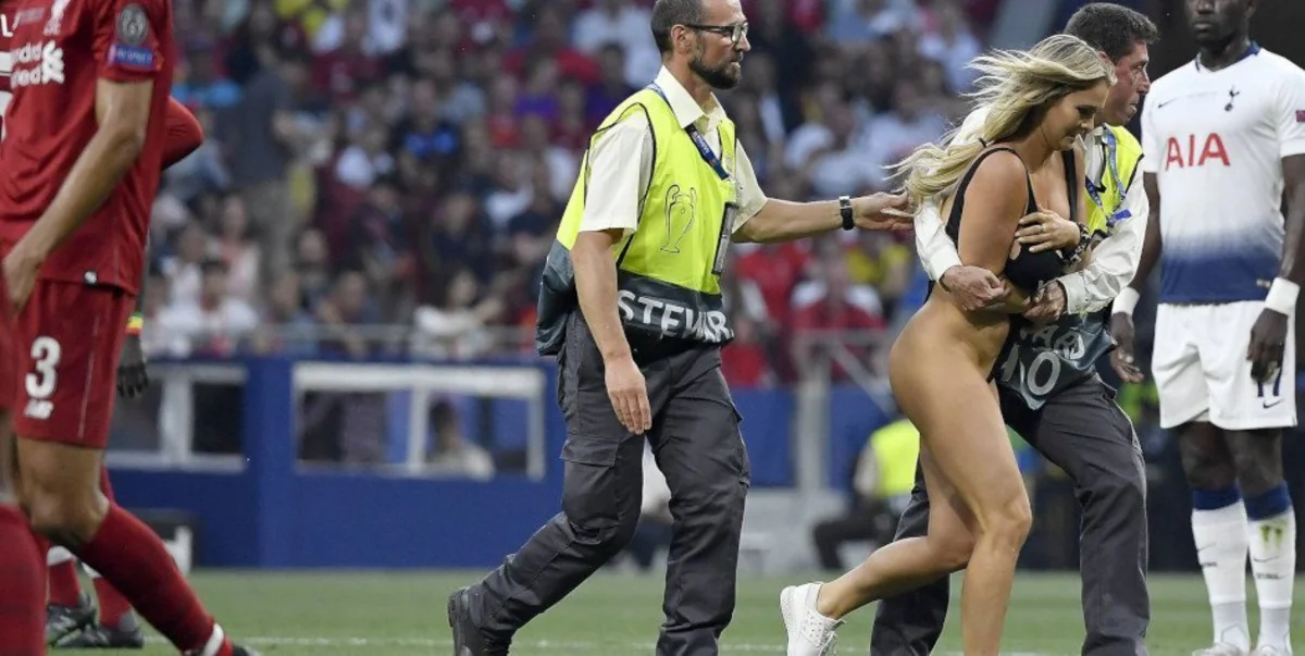 Instagram заблокировал страницу устроившей забег в финале ЛЧ девушки