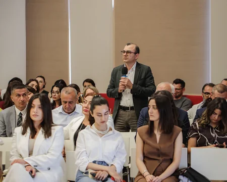 Tanınmış memar Aleksey Ginzburqun Bakıda mühazirəsi təşkil olunub