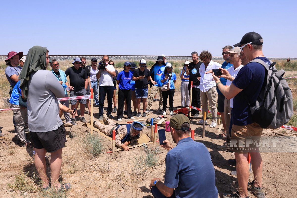 Beynəlxalq səyyahlar Cəbrayıl rayonunda minatəmizləmə prosesi ilə tanış olublar