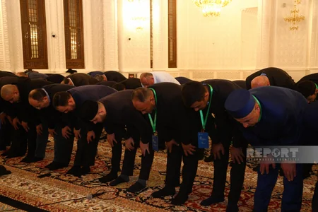 Azərbaycan Din Xadimləri Forumunun iştirakçıları vəhdət namazı qılıblar