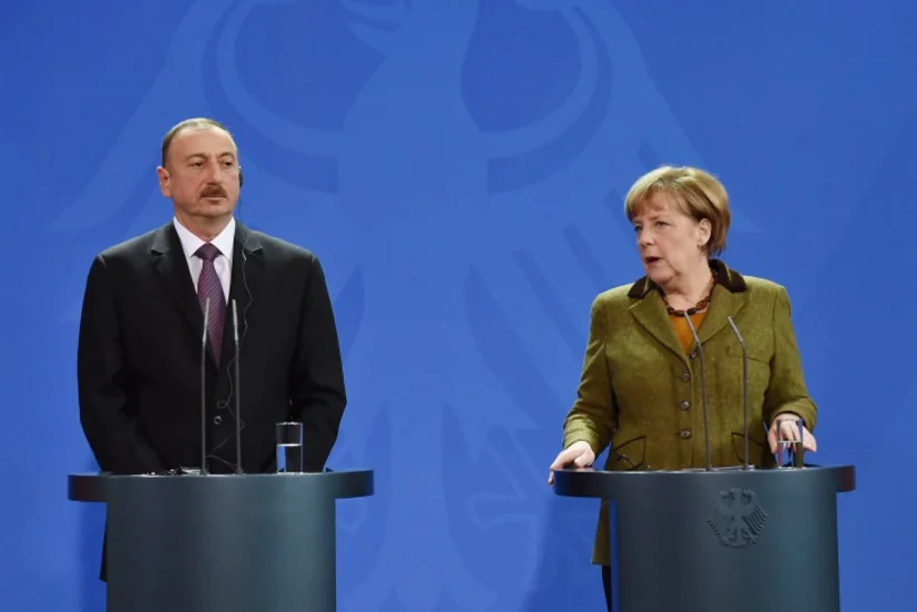 ​Angela Merkel: Almaniya Qarabağ münaqişəsinin həllində vasitəçi olmaq istəyir