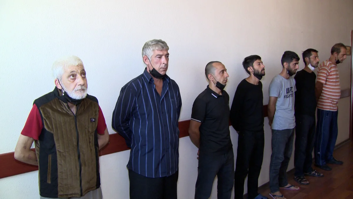 Polis əməliyyatlar keçirib, narkotik satan daha 7 nəfər saxlanılıb