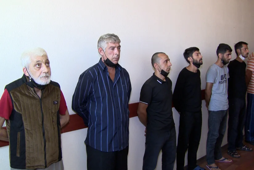 Polis əməliyyatlar keçirib, narkotik satan daha 7 nəfər saxlanılıb