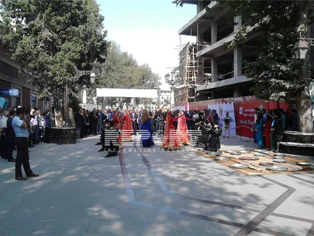 Gəncədə Azərbaycan teatrının 143-cü mövsümünün açılış mərasimi başlayıb