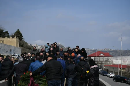 Xətaidə hipermarketə silahlı basqın zamanı həlak olan Rüfət Həşimov dəfn edilib