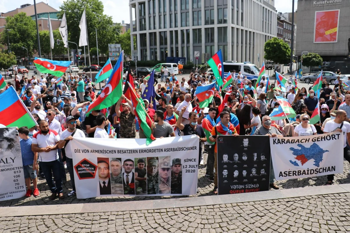 В Оттаве прошла акция протеста против оккупационной политики Армении