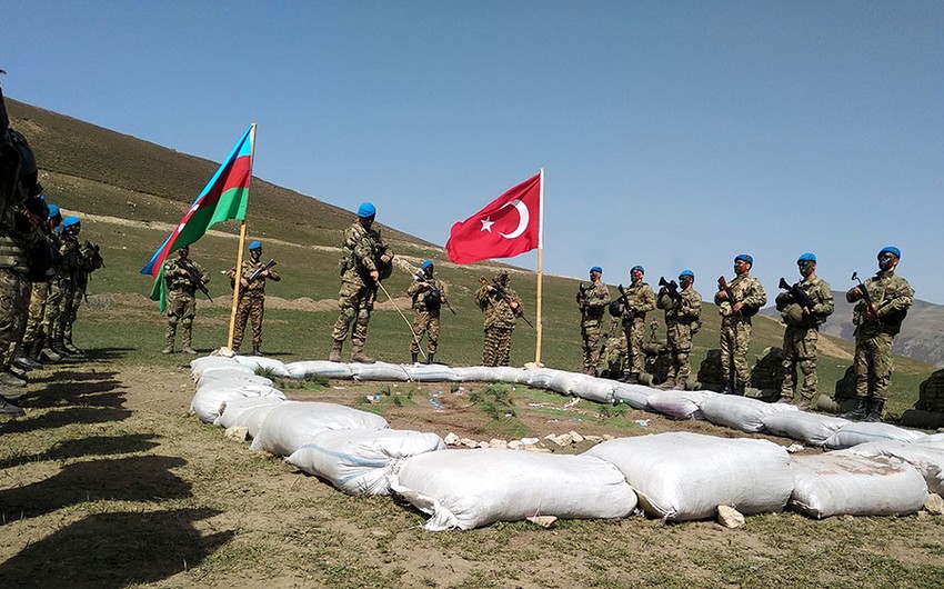 Azərbaycan və Türkiyə ordularının birgə əməliyyat-taktiki təlimləri başlayıb - VİDEO - YENİLƏNİB