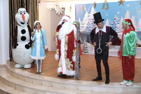 AHİK uşaqlar üçün bayram şənlikləri keçirir, sovqatlar paylayır