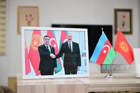 Qırğızıstan Milli Kitabxanasında Azərbaycan ədəbiyyatı guşəsinin açılışı olub