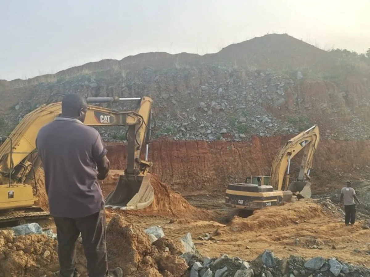 Nigeriyada mədən çöküb, yaralılar və dağıntılar altında qalanlar var