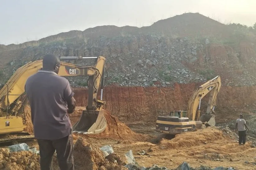 Nigeriyada mədən çöküb, yaralılar və dağıntılar altında qalanlar var
