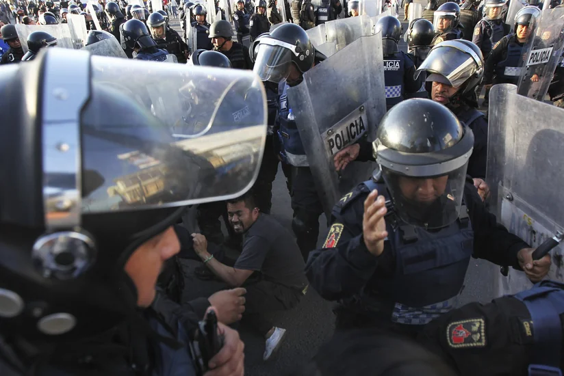 Mexican gas price protests intensify
