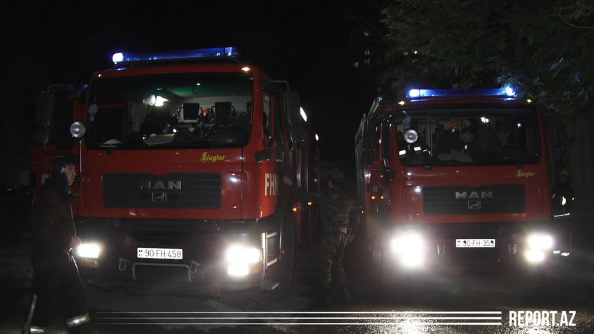 Bakıda yanğın zamanı 2 nəfər zəhərlənib, sakinlər təxliyə olunub