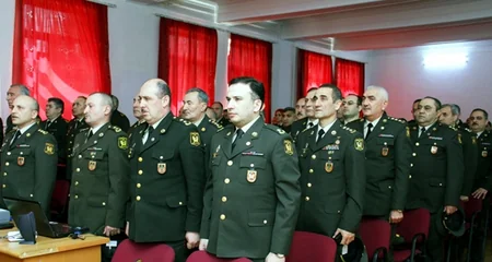 Azərbaycanda tibb bacılarına çavuş hərbi rütbəsi verilib