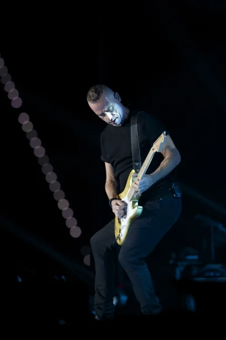 İtalyan müğənni Eros Ramazzotti Bakıda ilk dəfə konsert verib