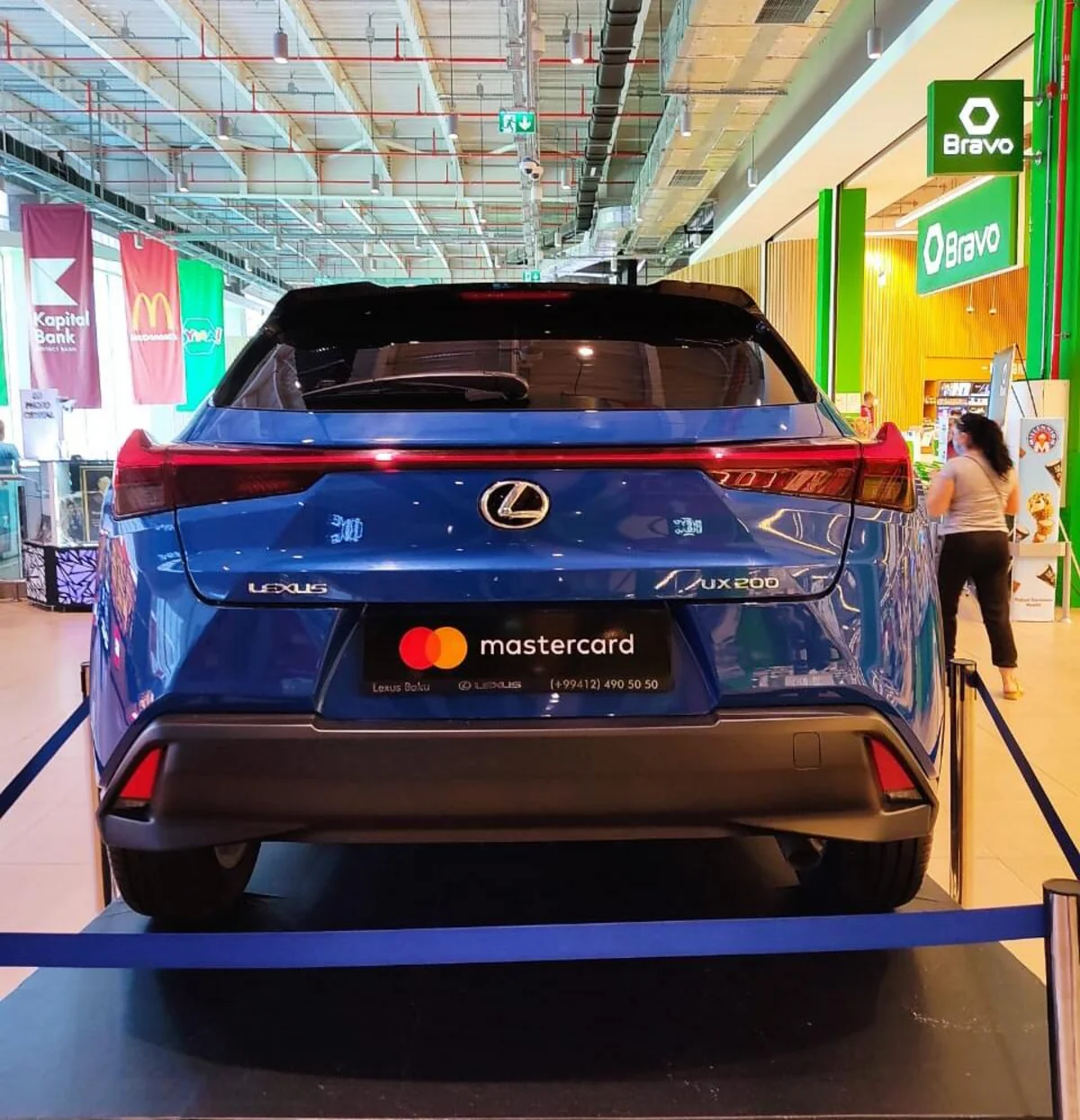 Bravoda Mastercardla ödə, yeni Lexusla get - FOTO