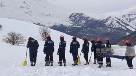 Naxçıvanda qar uçqunlarının nəticələrinin aradan qaldırılması ilə bağlı təlim keçirilib